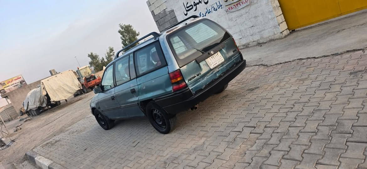 سلام عليكم استرا ستيشن موديل ٩١ رقم صلاح الدين سعر ٣٠ بيع مستعجل *********** مكان كركوك
