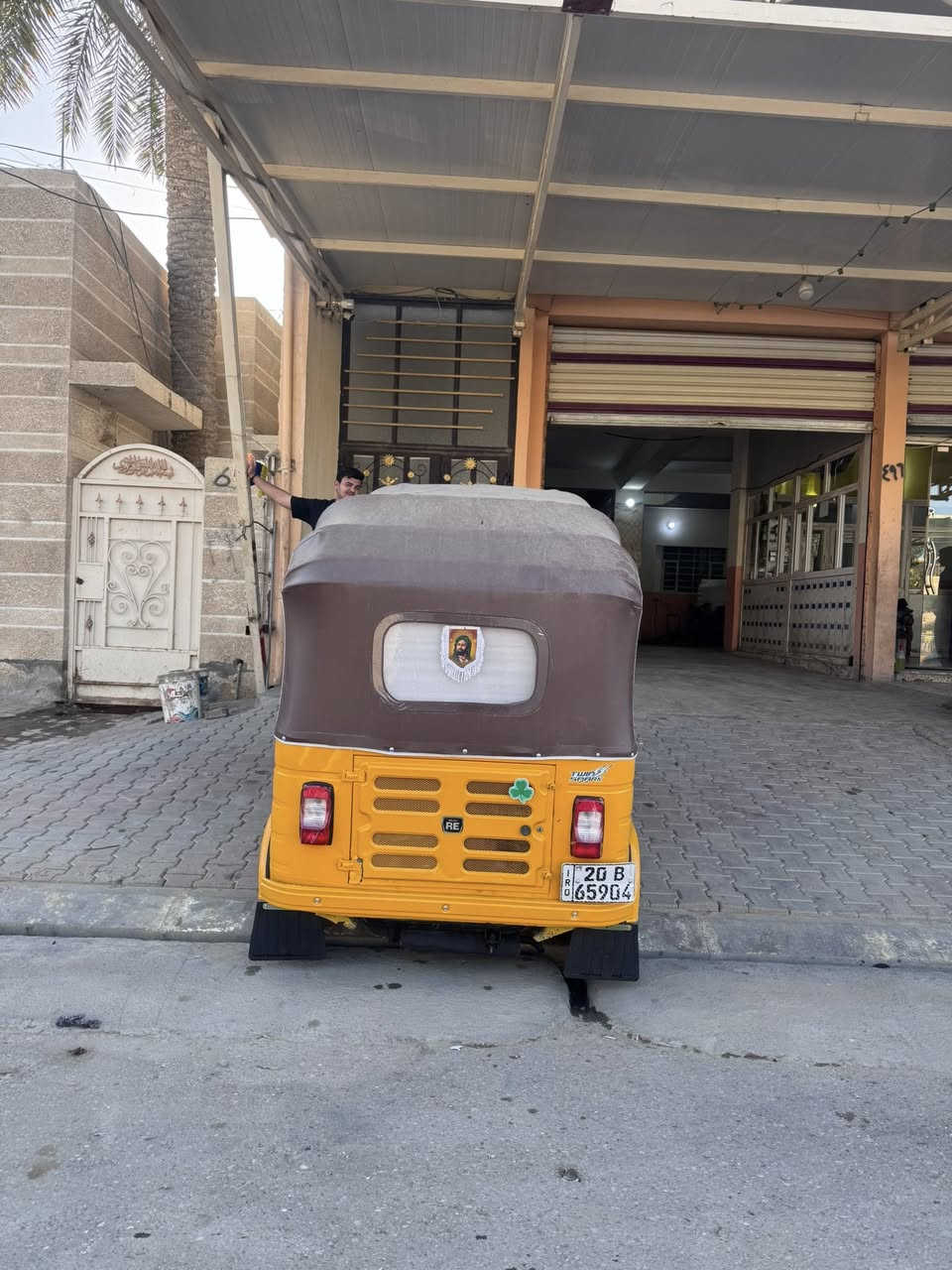 التفاصيل مكتوبه وداخل الفيديو اقراهن وشوفه يلا تتصل مو تتصل وتكلي شبيها
يابه السلام عليكم تكتك 2018 شهر ١٢ يوم ٣٠  يعني 2019 مرقمة لوحة وسنوية انكليزي (هزة جديدة )  مكينة مال 20 تكتك كامله مكمله من كل نقص معمرة تعمير عام من الطول للطول راجعة جديدة شرط تراي زيرو تكتك خير من الله اي نقص مابيها كبل للشارع مكاني ديالى بعقوبة شارع جرف الملح شراي اتصل ممتواجد خاص*********** السعر 5300 وبيها مجال
