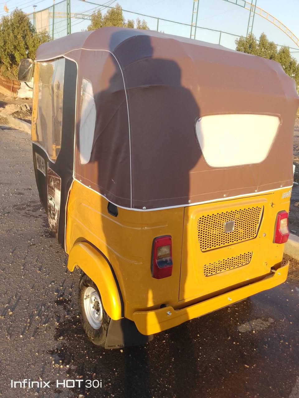 سلام عليكم تكتك للبيع 21 شهر 4 أوراق المصطفئ تحويل ثاني يوم تكتك بلادية مكينة كفاله السعر5 ونص شراي يتصل *********** مكاني سبع قصور
