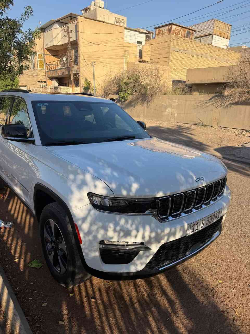 🔥 للبيع Jeep Grand Cherokee 4xe Hybrid 2024 🔥

فرصة مميزة لعشاق الفخامة والقوة والاقتصاد بالوقود!

✅ موديل 2024
✅ هايبرد 4xe (شحن + بنزين)
✅ مواصفات عالية وفخامة كاملة
✅ أداء قوي وثبات ممتاز
✅ اقتصادية بالوقود مع قوة الجيب المعروفة
✅ سيارة نظيفة وجاهزة للاستخدام

💰 السعر: 293

📞 للاستفسار والتواصل:
***********

لا تفوت الفرصة، سيارة تجمع بين الفخامة والتكنولوجيا الحديثة والأداء القوي.
الجادين فقط يرجى التواصل. بغداد, العراق
