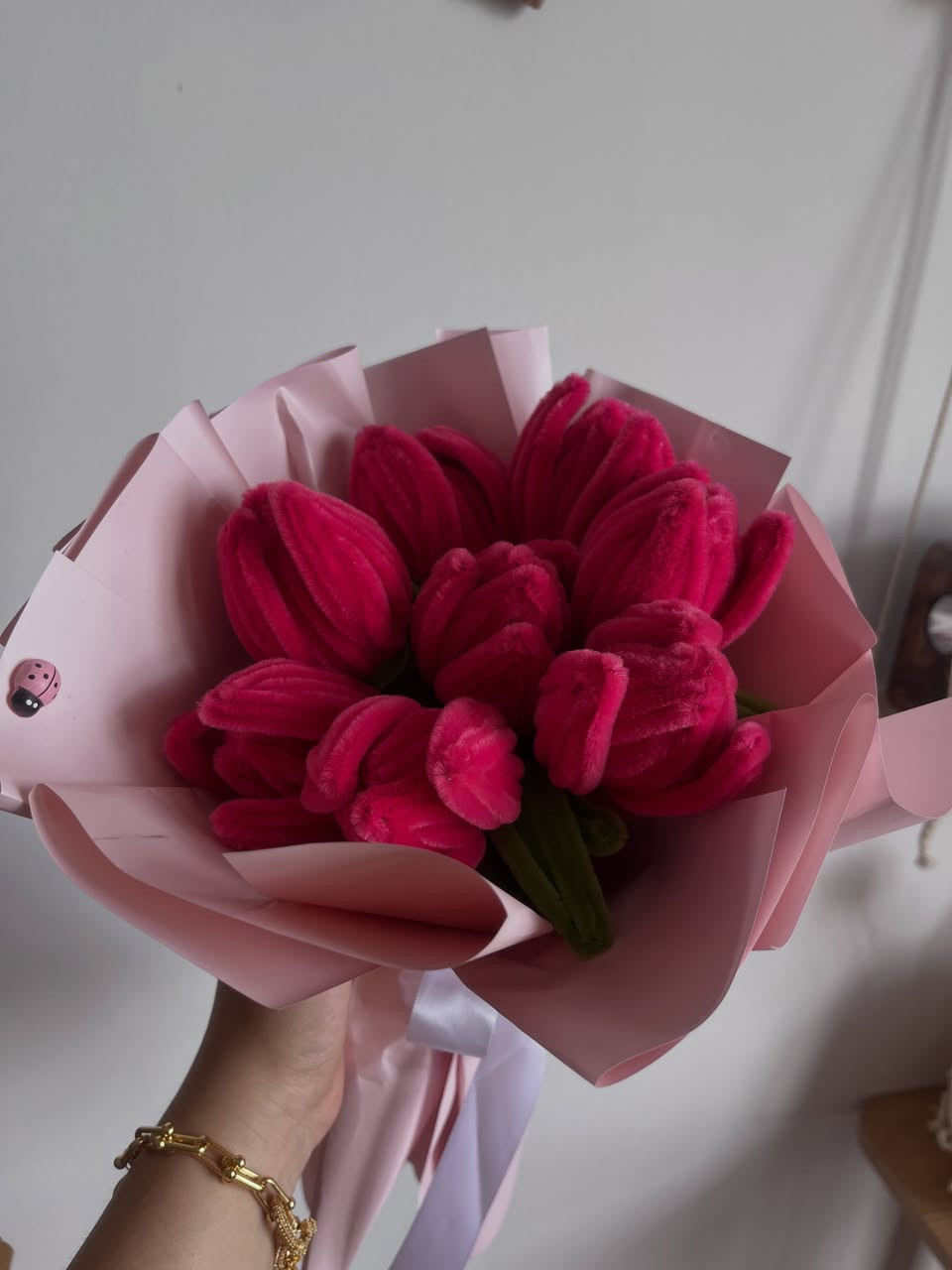إذا تحبين الأشياء المختلفة والناعمة… هاي البوكية معمول إلك 🌷
ستايل جديد يخلي الطاولة أو الغرفة تبين أرتب وأفخم بدون ما يذبل ولا يخرب ✨
ألوانه هادئة وتفاصيله تخطف العين من أول نظرة 🤍

▫️أكو ألوان متعددة حسب ذوقكم
▫️تنسيق وتغليف حسب الطلب
▫️السعر 18 ألف 
▫️للحجز راسلونا دايركت 💌
#اكسبلور #اكسبلور_فولو #اكسبلور_explore #فالو #مشاهير


**إذا كنت صاحب هذا الإعلان وتريد حذفه لأي سبب، رجاءا أرسل رسالة إلى الدعم الفني**