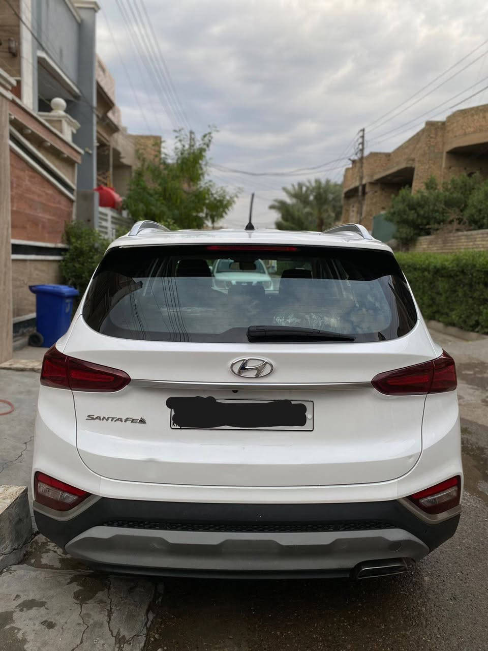 سنتافيا 2020 خليجي
المواصفات:
حجم المحرك 2400 دوش المرغوب

مفتاح التشغيل بصمة 
تشغيل عن بعد 

حساسات أمامية 

حساسات خلفية 
لايت زينون + LED 
بك لايت LED
دخول بصمة ذكي 

ويل كب 19
حساسات ضغط الاطارات 
اشارة في المرايا الجانبية 
المرايا قابلة للطي كهرباء  

شاشة Apple Car play 
كاميرا دوارة 
شفتات مقود 
مثبت السرعة Cruise 
المودات والاوامر الصوتية 
ا Bluetooth / T YPCE 
شاحن هاتف Wireless 
مخرج منفذ الطاقة 
7راكب 
3 قطع تبريد 
أوضاع القيادة ثلاثة

نظام مانع الانزلاق 
نظام نزول المنحدرات 
حاملات الأكواب 

كشن كهربائي السايق
طي الكشنات كهربائية
📍مكاني بغداد
السعر ٢٢٠
رقم أربيل جديد  إنكليزي باسمي
هزة وسنوية جديدة 

  والاستفسار: ***********
