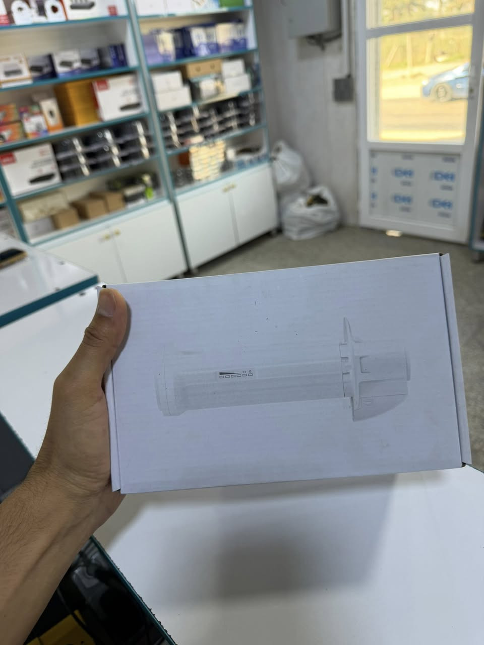 السلام عليكم
بور بيم جديد غير مفتوح كبس

عدد 6 

بور بيم جديد مفتوحه كارتونته عدد 5

مكاني حله توصيل لكل العراق

*********** واتساب
