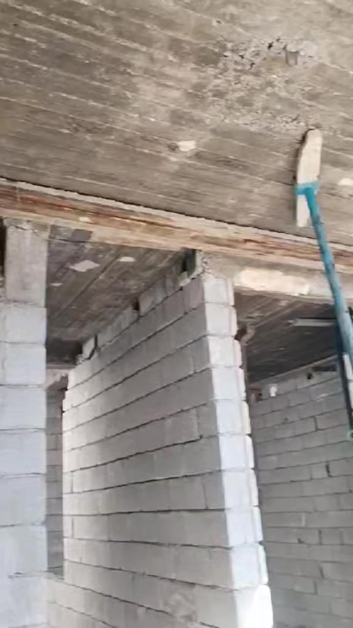 هيكل للبيع 
بغداد  الدوره 
مساحه 100 متر طابو زراعي واجهة 6 وربع متر 
بناء بلوك صب مسلح 
غرفة نوم وصاله وصحيات 
كامل بناء وصب 
 واستقبال ومطبخ بس اساس موضح بالفيديو 
سعر 27مليون بي مجال


**إذا كنت صاحب هذا الإعلان وتريد حذفه لأي سبب، رجاءا أرسل رسالة إلى الدعم الفني**