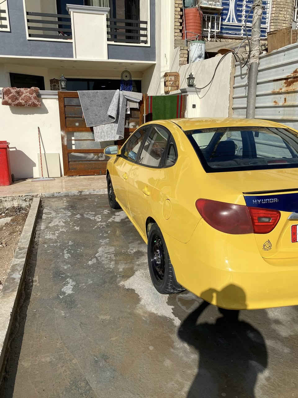 السلام عليكم  سياره انتره لبيع مصفره هيىه وغرامات موديل 2010 
سياره جاهزه بس صدرها امامي نص عمر سياره تبريد تدفىه كلها شغاله عارضهه 95 وبيها مجال غير متواجد على فيس
رقم 
***********
