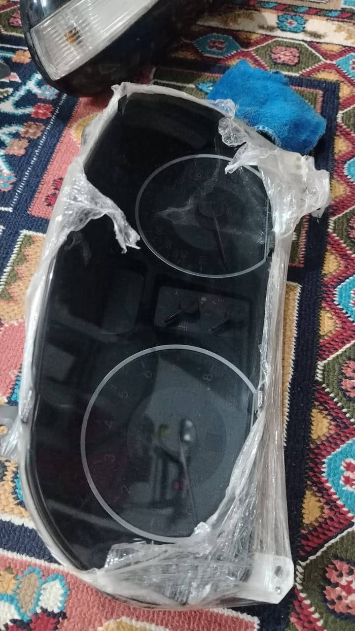 اغراض افانتي للبيع كلهن شغلات وبالشرط عنواني كركوك 
***********
