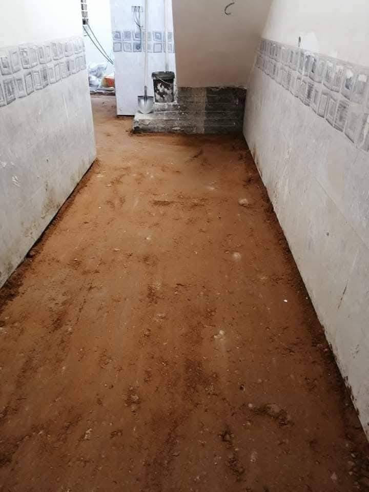 مستعدون لكافة الاعمال الحره
تنظيف البيوت 
ترميم (قلع كاشي قديم قلع لبخ)
تزفيت السطوح والبتلوات بكافه أنواع الزفت((الحراري والسائل البارد))
بناء خزاين 
حفر اساس 
لبخ البتلوات 
صب كوبلن 
صب سطح 
عوازل الاسطح مادة الجوتن 

صب ارضيات ((صبة نظافه))
وكافة الاعمال الحرة
رقم الهاتف اتصال واتساب 
***********
