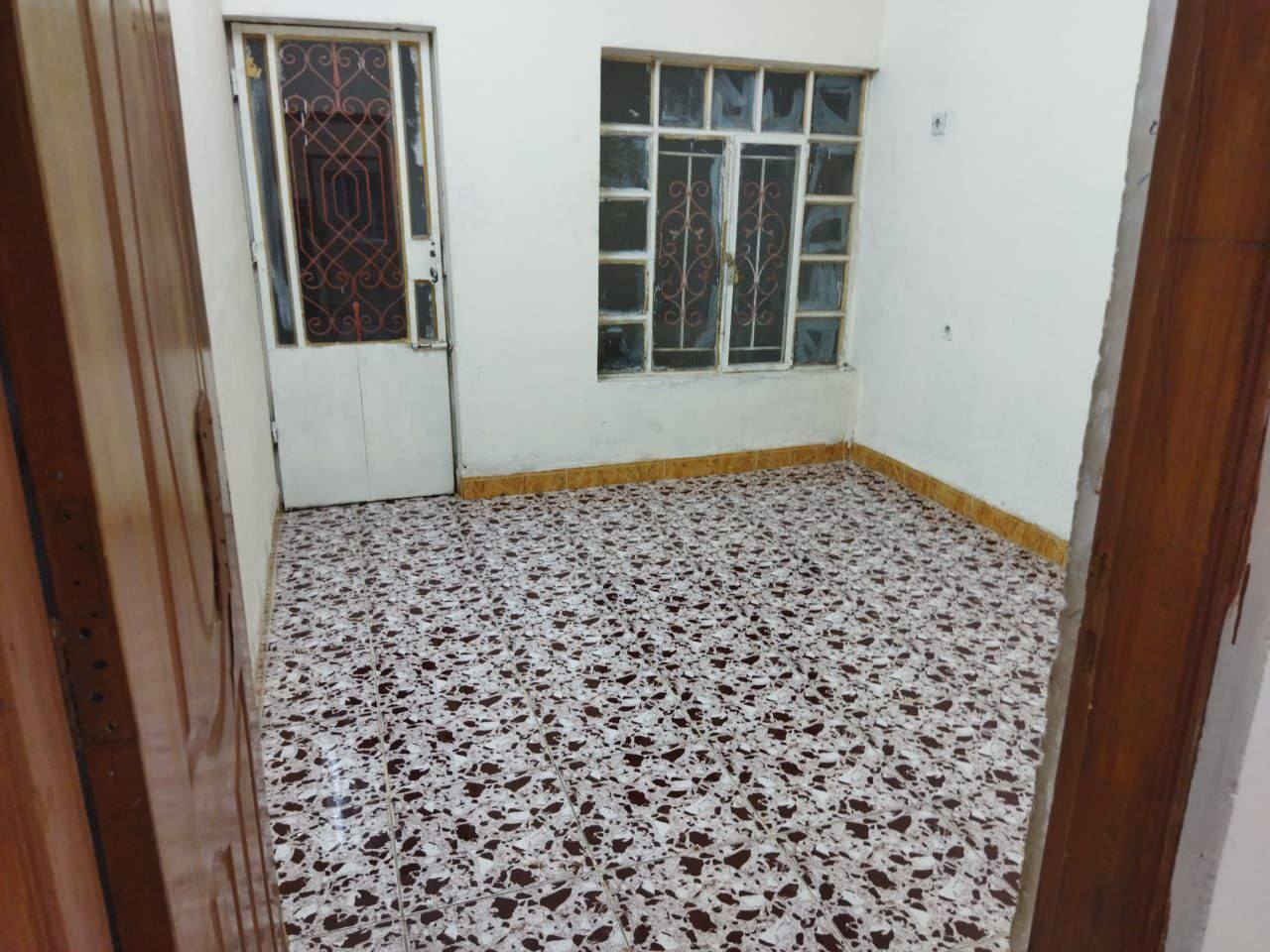 🔸️للايجار للايجار
🔸️مشتمل طابق ثاني 125M
🔸️محتويات غرف نوم عدد 2 + استقبال + مطبخ + هول + صحيات 
🔸️موقع حي عدن قرب ثانوية العراق للمتميزين  
للاستفسار اتصال على الأرقام 
***********
*********** 
#AZAL_EMLAK
