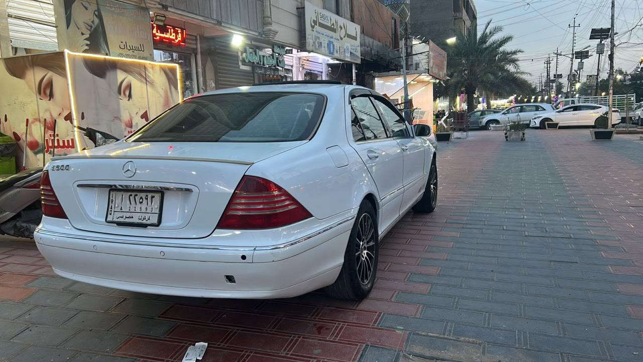 غواصه 2002 حجم 320 باب قصير وارد يابان
بدون ضربه صبغ عام جماليه 
محرك كير حداديته تبريد كهربائياته كله جاهزه وجديد 
تبربد شغال تخم تاير باتري جدد 
فول موصفات للاخير 

رقمه كركوك قرار 48 مفحوصه مرور وكمرك وسنويه عظم عاج ورقم الماني فقط وكاله من المالك مو تحويل السعر   63 ورقه وبيه مجال بسيط ***********
