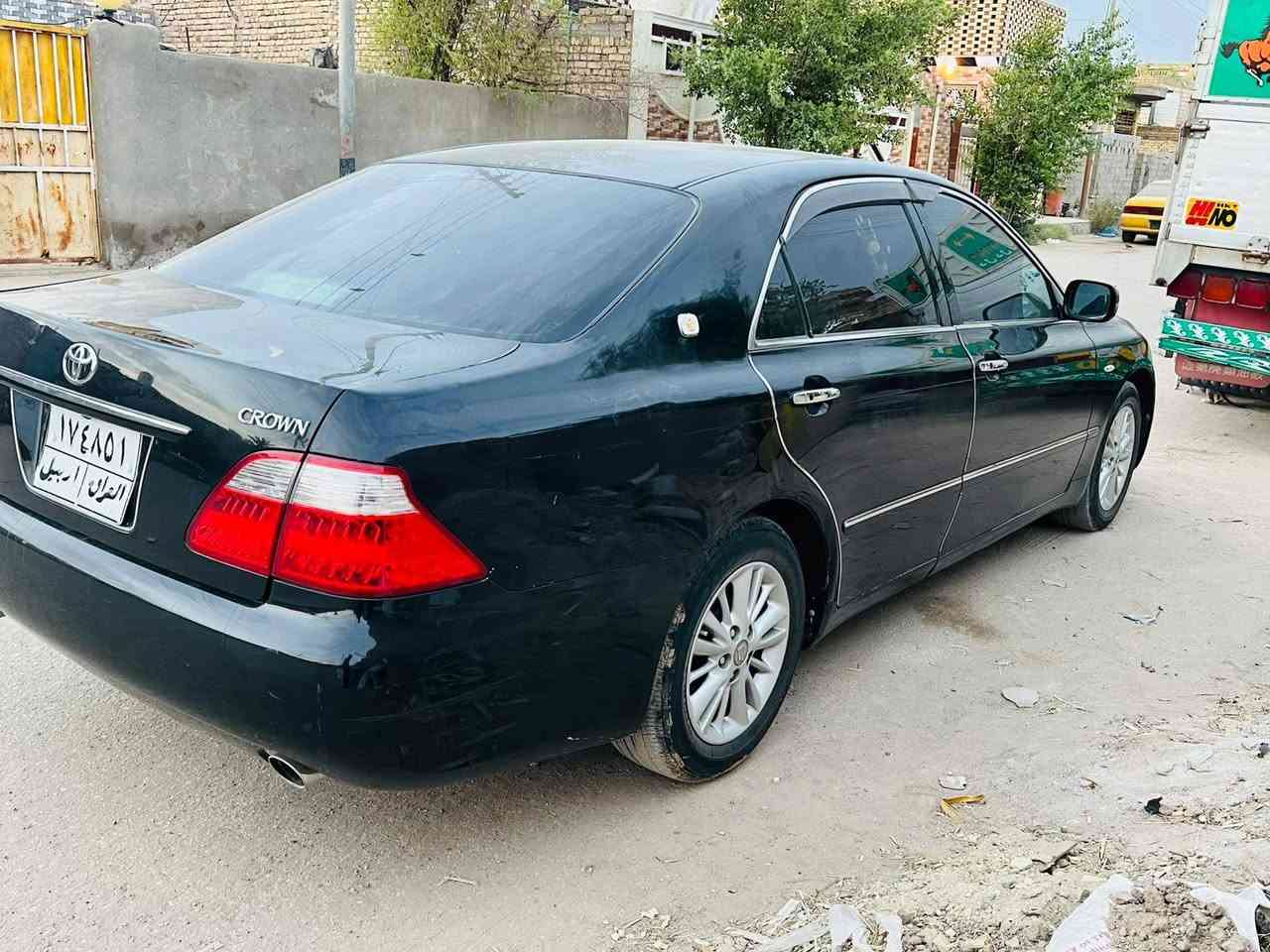 للبيع مكان ناصريه قضاء الشطرة
شاهينه لون اسود 4 دكم برده خلفيه مكينه وكير كارتون وشرط كفاله كصتين السيارة تبريد ثلج 
السعر قفل بدون عمله 29 ورقه 
***********
