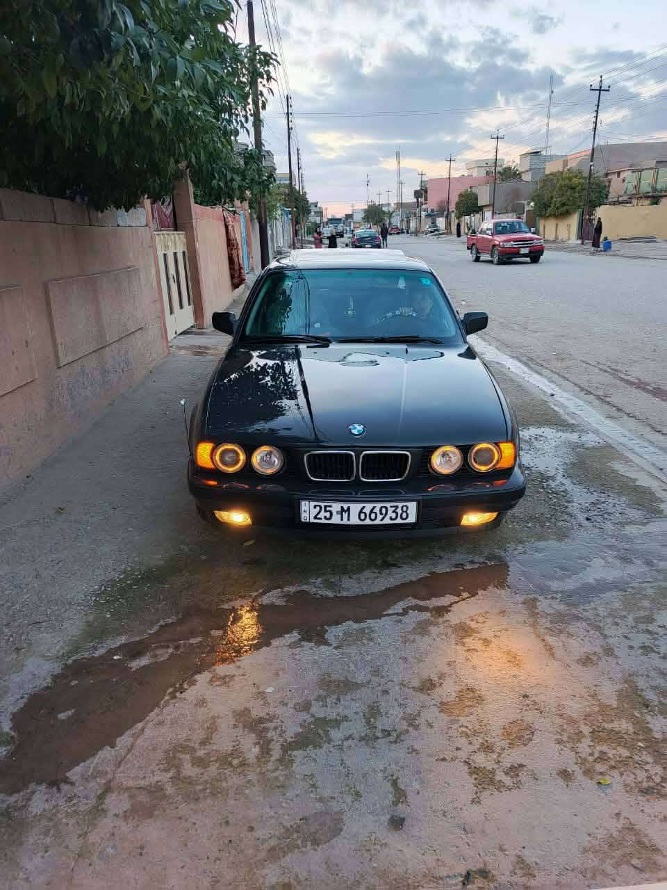 سلام عليكم سياره بي ام موديل 91سياره مكفول من الدعاميه اله الدعاميه المكان كركوك  السعر 70بي مجال الرقم الهاتف ***********
