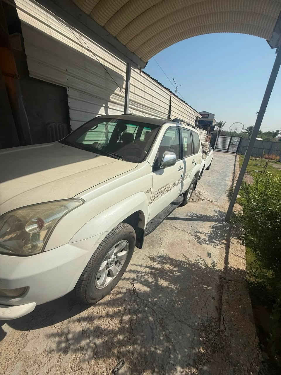 سياره برادو بغداد ٦ سلندر بغداد مكفوله ماشيه ١٣٢ سياره جديده تبريد ٣ قطع سبير معلك دبل تانكي رقم انكليزي باسمي السعر ١٧٥ موديل ٢٠٠٧ المرغوب  الرقم ***********
