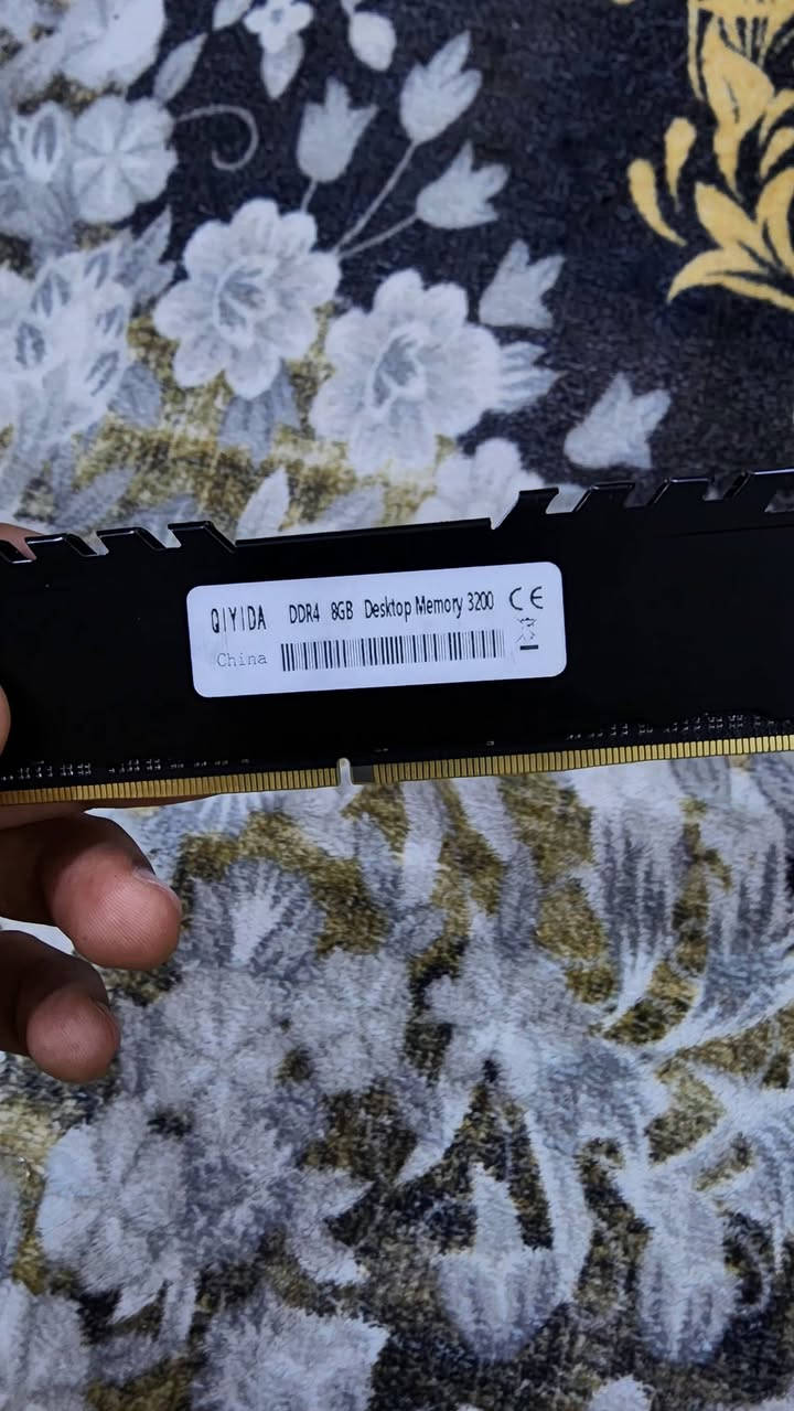 السلام عليكم رامات 8x2 ddr4 من QIYIDA
التردد 3200
السعر 90 الف ♥️


**إذا كنت صاحب هذا الإعلان وتريد حذفه لأي سبب، رجاءا أرسل رسالة إلى الدعم الفني**