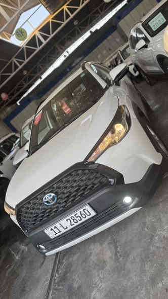 السلام عليكم كورلا كروس ساز ام الضمان ماشية 16 الف فول فتحك بصمة شاحن وايرليس 3 كاميرات قطعتين تبريد رادار جانبي حساس خلفي كشنات أحمر بصمة مري شفط كشافات شاشة اصلي باقي معروف السعر 222 ورقة وبيهة مجال مكان السيارة البياع 
***********
***********
