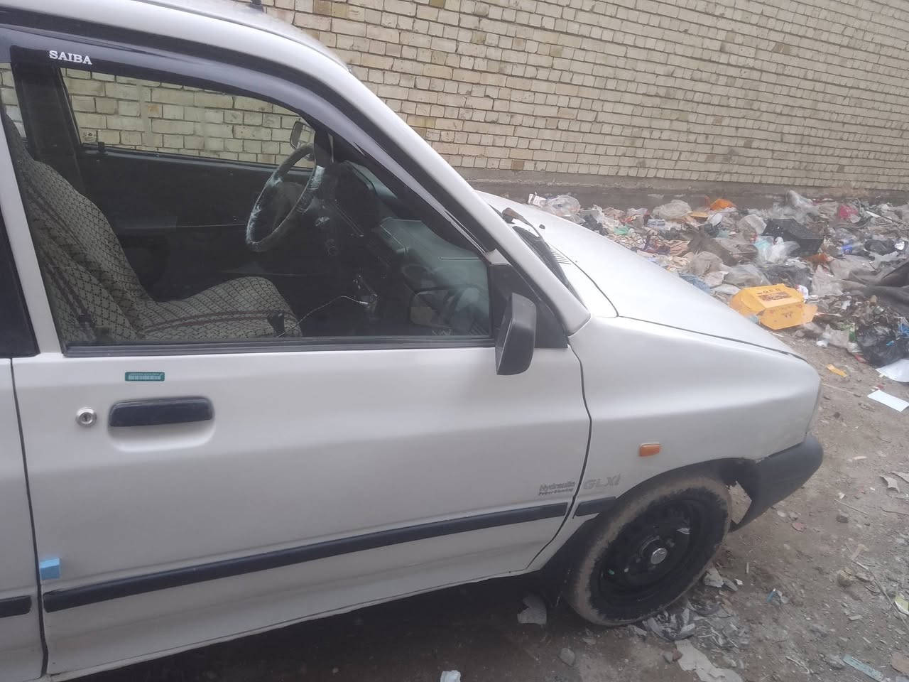 السلام عليكم سايبه للبيع موديل 2011 بيهه مكان صبغ تخم تايرجديد مكينه وكير جديد مصفره سنويه صاقطه صار سنه سعر 28 وبيهه مجال بسيط مكاني بغداد ***********
