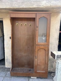 زاوية • خشب صاج • نظيفة