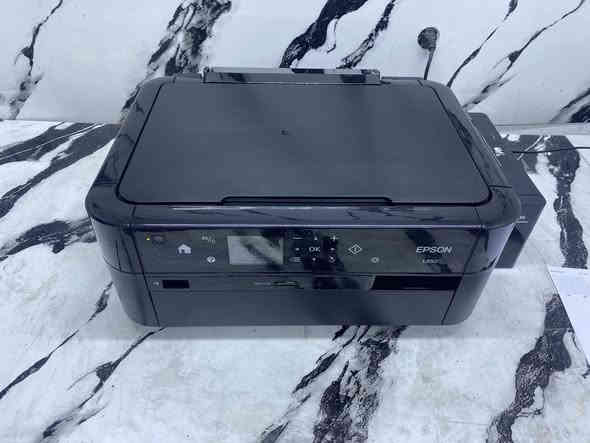 سلام عليكم 
طابعه ابسون l850
6 الوان للصور 
التفاصيل داخل الفيديو
السعر 200
توصيل متوفر
***********
