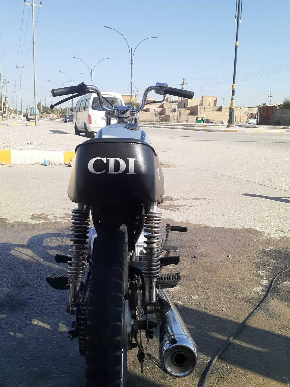 سلام عليكم
دراجه للبيع نامه شلامجه  محرك 25  
مكاني سوك الشيوخ الفضليه***********
