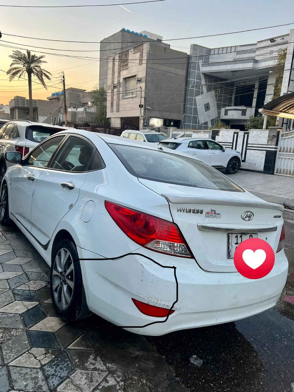 سلام عليكم اكسنت موديل 2014 على وضع الشركه بسمنه رقم بغدادالسياره جديده ماشيه 60 حقيقي السياره فول محرك 1600 دبل قطره برغي ممفتوح بيهه موصفات السياره فتحه اربعه دسك خمسه ويلكب خمس تجاوي بيهه طخه بل باب ومشر عليه صبغ للستفسار الاتصال *********** مكاني بغداد
