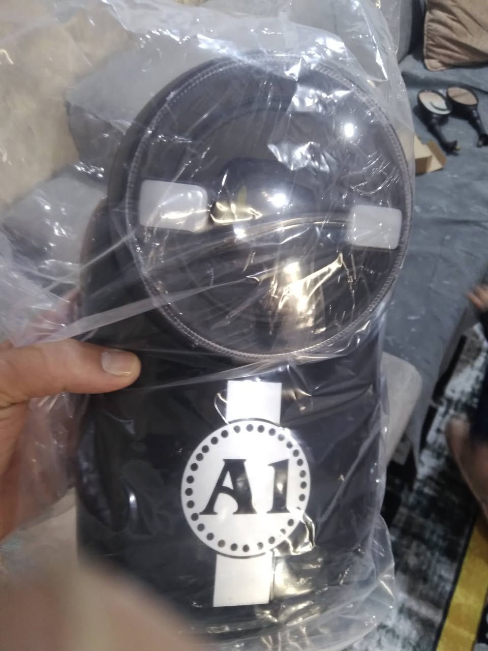 دراجه شحن حجم ١٤ زيرو كسر كارتون سعر ٣٢٥الف وبيها مجال البصره الحيانيه شارع السيد  رقم ***********
