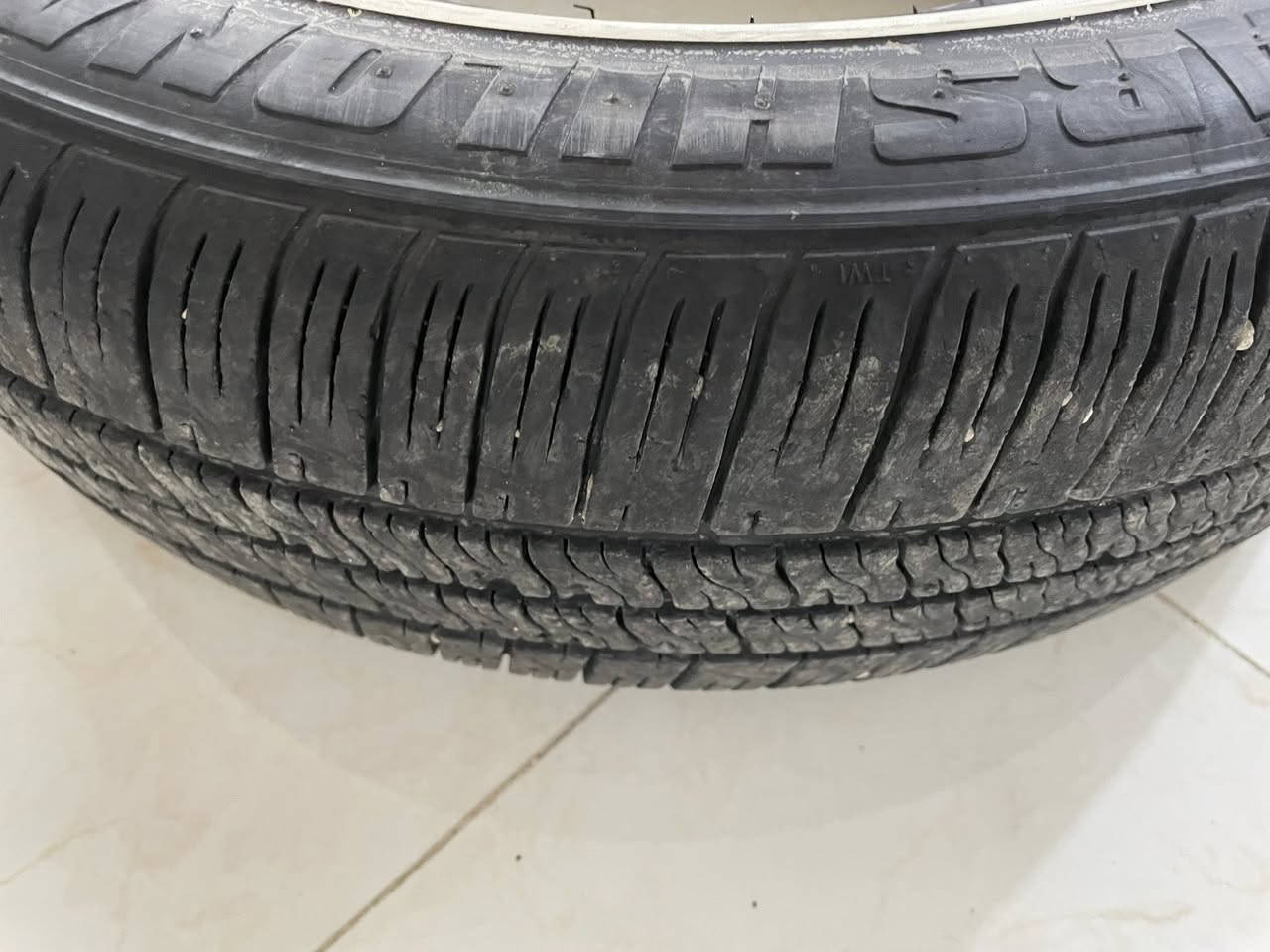 للبيع تحويره فيرنا وياله كورله 90
حجم 13 

تاير مرشلونه 

تخم ويل وتاير ابيع كامل 

السعر 240 وبيه مجال 

مكاني بابل

‭0787 689 5700‬
