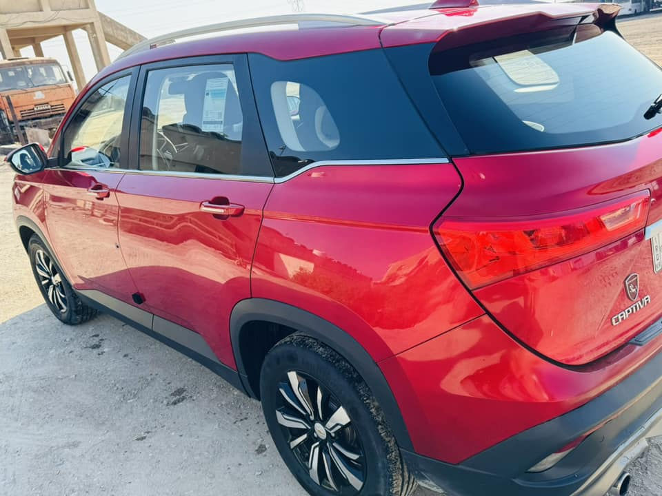 سياره نوع شوفر ليت كابتيفيا 
وارد خليجي 
مديل 2021
اربع سلندر مكينه 1500تيربو 
سبعه راكب 
فول مواصفات 
بيهة ضربه بسيطه بالبجم كما موضح بالصوره 
السعر ١٥٥وبيهة مجال بسيط


**إذا كنت صاحب هذا الإعلان وتريد حذفه لأي سبب، رجاءا أرسل رسالة إلى الدعم الفني**