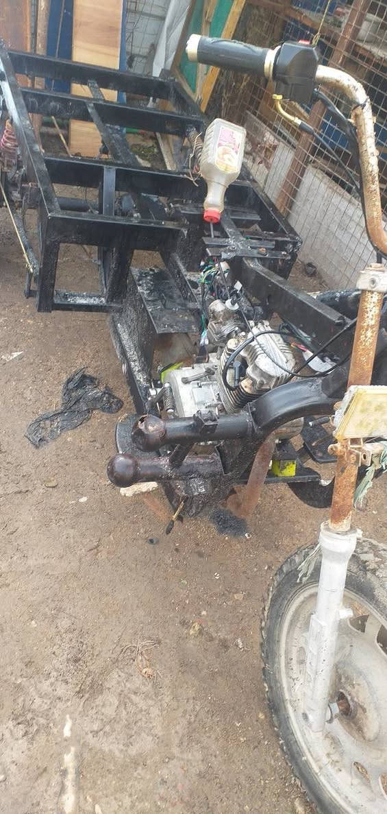 سلام عليكم  ستوته.البيع  ادوات مكاني.بصره ابو الخصيب سعر  350  بيه مجال


**إذا كنت صاحب هذا الإعلان وتريد حذفه لأي سبب، رجاءا أرسل رسالة إلى الدعم الفني**