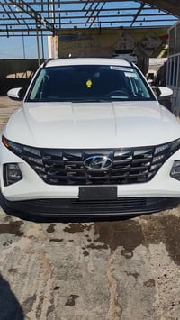 توسان موديل 24بلك أن+هايبرد ماشية 13الف بدون تبديل بدون ايرباك رقم بغد...