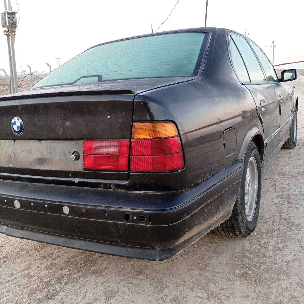 للبيع أو المراوس ،،بي ام دبليو 535 موديل 89 أصل بليته السياره كلها جديد شادلها دعاميات امامي وخلفي جديد الواجهيه كلها جديد صدر جديد بك لايت جديد محرك حاويه عندي غراض كلها جديد ماشادهن بعدني 5 دهل اوران, واسط


**إذا كنت صاحب هذا الإعلان وتريد حذفه لأي سبب، رجاءا أرسل رسالة إلى الدعم الفني**