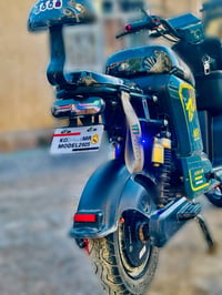 ——————————————— يوجد دراجه شحن للبيع 🛵  🔵نوع r9 برو ماكس ⚡️  ⚫️موديل 2...