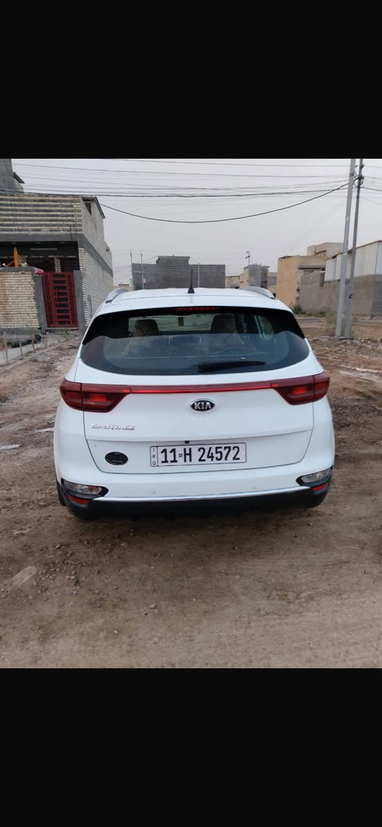 السلام عليكم
كيا سبورتج 2020 باسمي ماشيه 80 آلف السياره بيها صبغ كد شبر بالدعاميه الخلفيه وبيها بارد بسيط السياره بصمه ترحيب السعر 200 وبيها مجال بسيط 
مكاني بغداد الشعب 
***********
