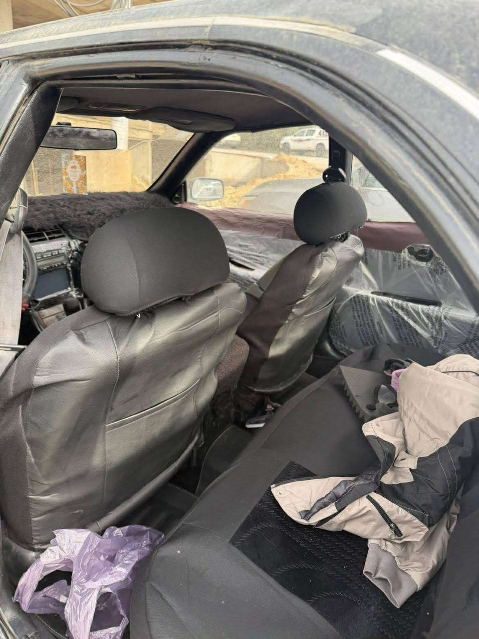 لێگزز ئی ئس300 مۆدیل 2000
شوێن سلێمانی 

گێڕوو مەکینەی ئەڤەلۆن
سوکانی محوەرە بەڵای ڕاستا کەمێک قوسە
کێشەی ئەوەیە مەکینەی زۆر ساف نیە کێشەکە لە ئیرفلۆکەیەتی خاوەنەکەی پێویستی بە پارەیە بۆیە هەرزان فرۆشی کردوە
ئاڕموو سەنەوی هەیە بەس استن ساخە  بەشەرتی ئەوەی ماڵی کەس نەبێو موسوو بڕاوەش نەبێ

نرخ 12 گەڵاو مەعامەلە
بۆ زانیاری زیاتر چات بکە السليمانية, العراق


**إذا كنت صاحب هذا الإعلان وتريد حذفه لأي سبب، رجاءا أرسل رسالة إلى الدعم الفني**