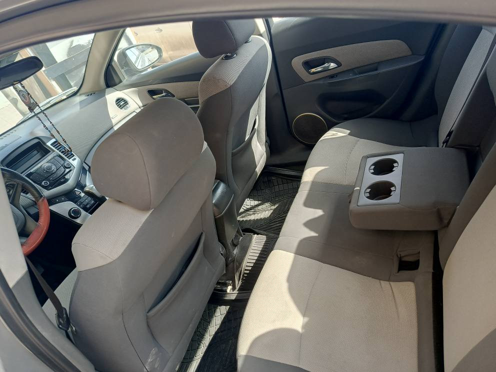 کروز 2010 
جوار بارجە بێ ناو گرتن
*********** أربيل, العراق
