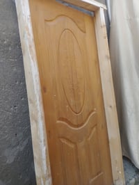 ابواب خشب • نظيفات • مع وبدون جرجوبه