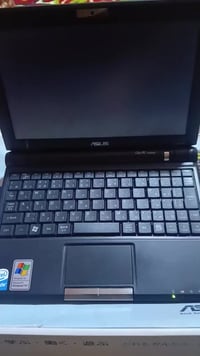 لابتوب • محتاج سعر • اكتب تم