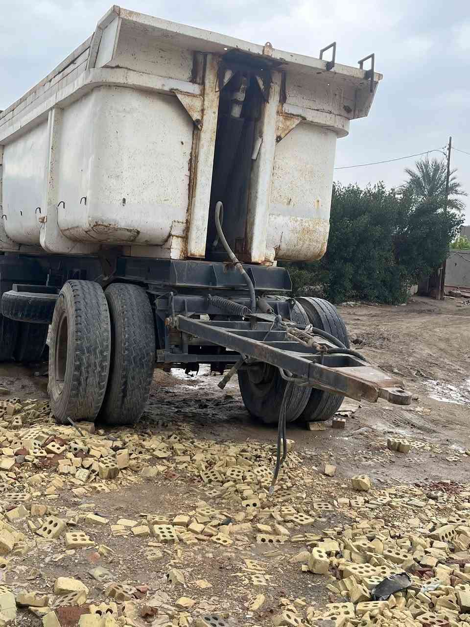 البيع مقطوره حوضيه بلاديه دناكير 14
تايرات نص عمر مقطوره جاهزه للعمل مكاني واسط الصويره 
‭0783 232 2167‬
***********
