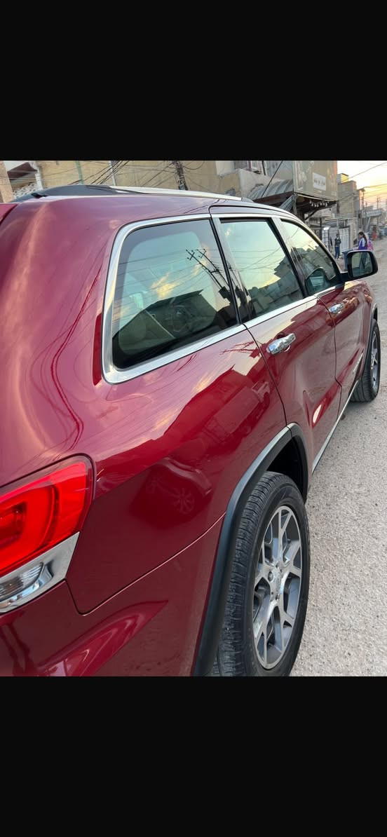 جيب 2014 خليجي فول /1/1 سياره ب اسمي
المكان بغداد /البياع 

السعر ٢١٠ وبيه مجال

الرقم ؛ ***********
