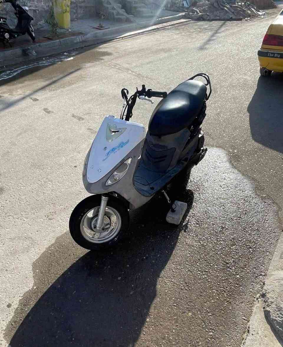 للبيع سعر ٣٥٠ درجه مكينه حلوه شلعه ومعدل 
بوشه ٥٥ صالصنه رياضي مكاني كربلاء حي العامل
***********
