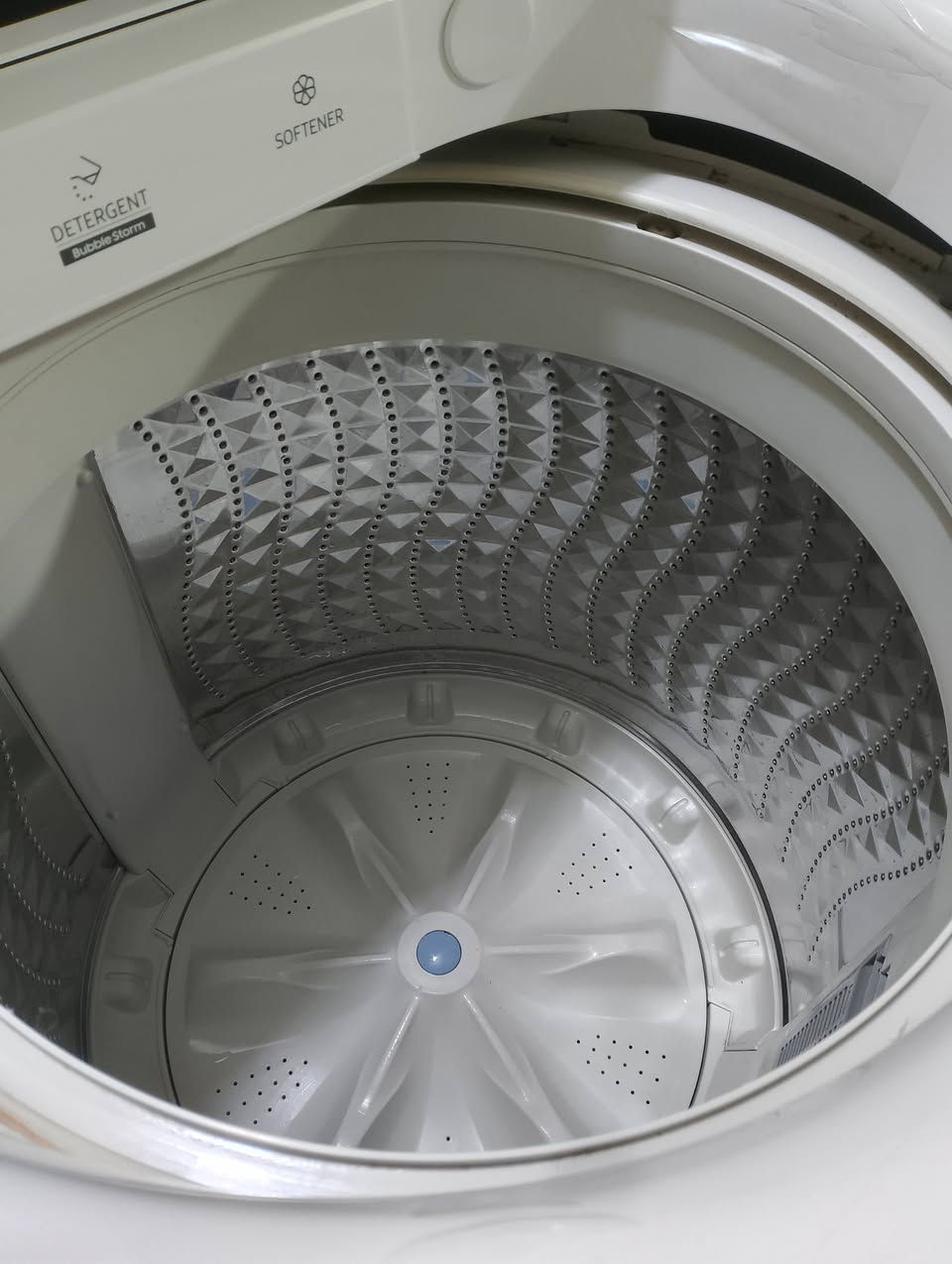 غسالة جديدة ستخدام شهرين سامسونك التايلندي حجم الكبير تغسل بطانية


**إذا كنت صاحب هذا الإعلان وتريد حذفه لأي سبب، رجاءا أرسل رسالة إلى الدعم الفني**