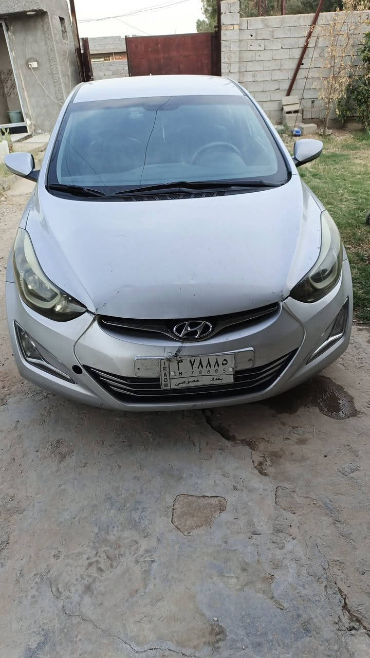 سيارة النترة وارد أمريكي 

سنوية باسمي موديل 16 

 رقم بغداد مميز 

محرك كير لا تبخير ولا تنقيص

كهربايات كلها شغالة

تبريد شغال 

تخم تاير جديد

هسزة لحد شهر الرابع 

سنويا لحد سنة 28

مكان السيارة بغداد الشعلة السلاميات 

لتواصل على الرقم *********** 

يوجد بها سونار
