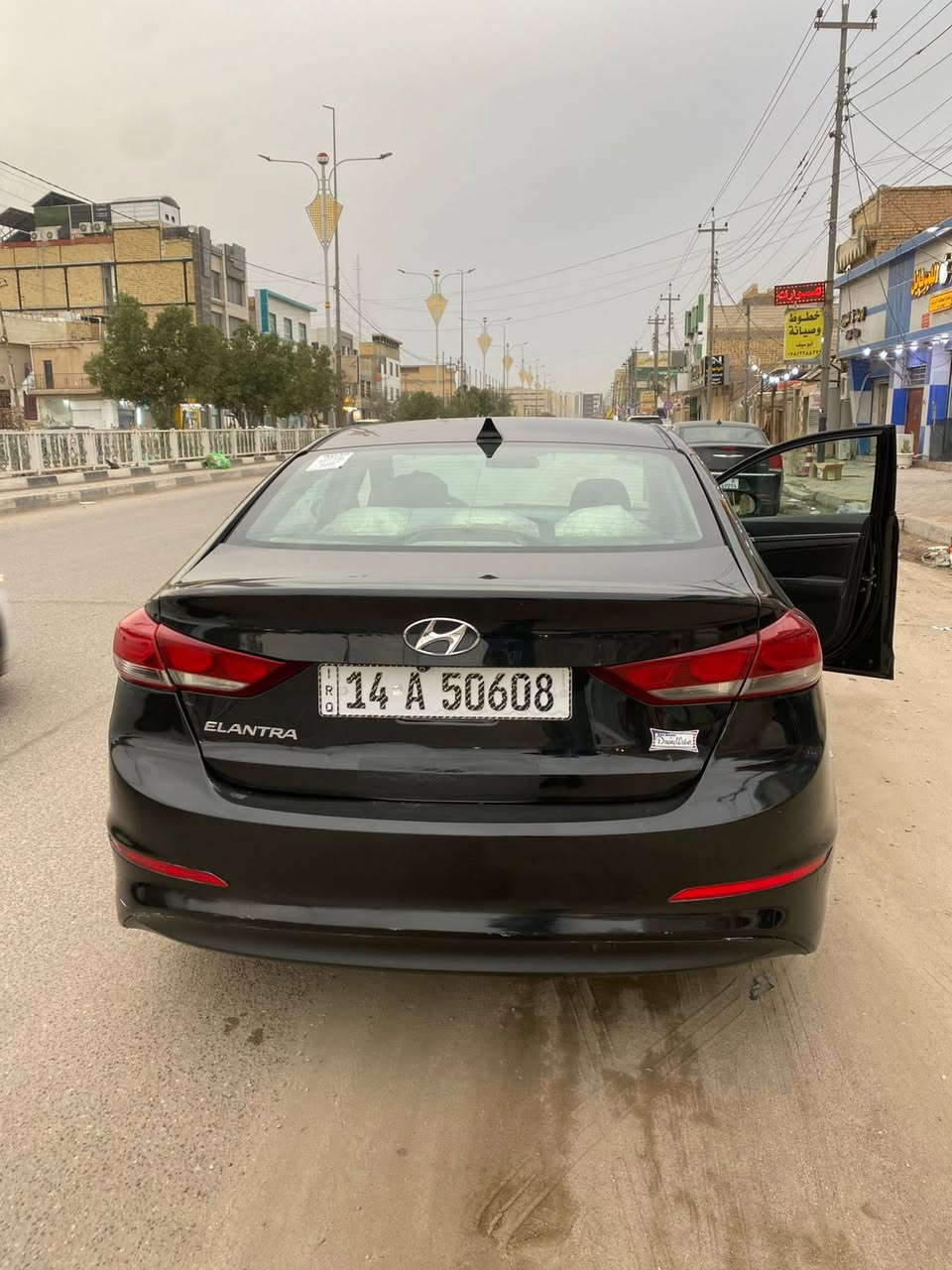 السلام عليكم 
النترا موديل 2018 رقم بصره مشروع وطني هزه وسنويه جديده 
محرك 2000 دوش 
ماشيه 140 الف حقيقي
سياره جاهزه للأخير ضرره بنيد وجاملغ الأيسر تبديل فقط مكان سياره ناصريه مركز 
السعر 113وبيها مجال 
رجآ فقط شراي يتصل 
***********
