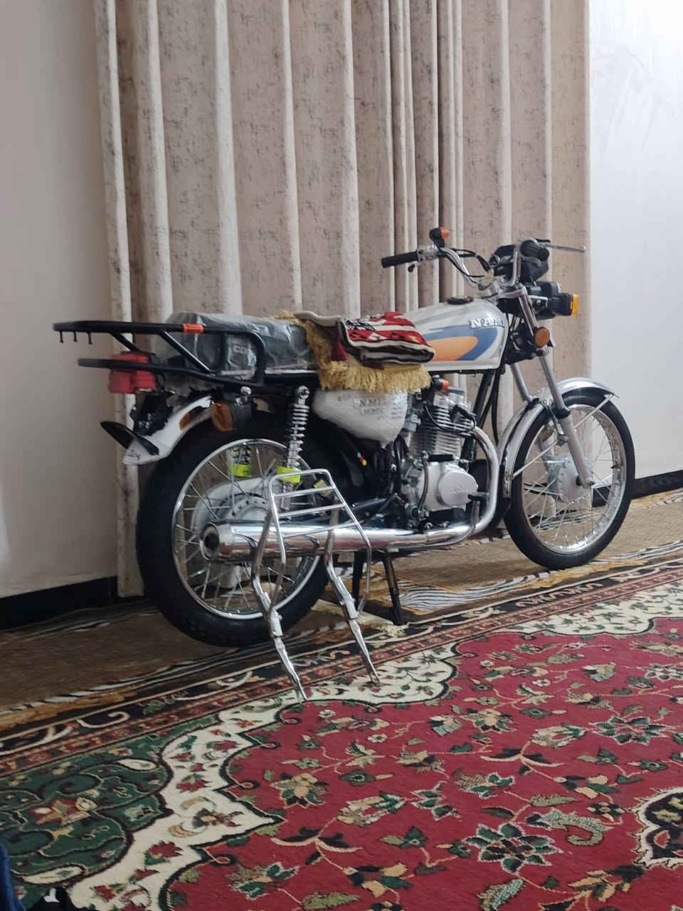 للبيع نامه شلامجه اصلي سنويه 23 طالعه ب 24 بشهر 6 المكان نجف قضاء المشخاب السعر خاص ولمايعرف اسعارهن لا يضل يشمط هاذه رقمي ***********
