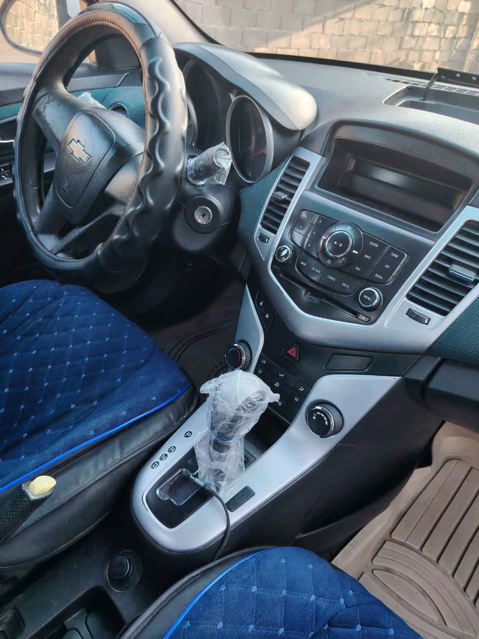 سلام عليكم سياره للبيع شوفرليت كروز مديل 2011بسمي رقم سليمانيه مكينه اوبترا مكفوله
انكليزي مابيها حادث فقط رشات صبغ السعر 74بيها مجال قليل***********
