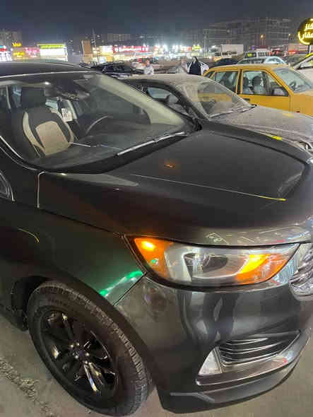 فورد ايدج
2019 SEL

وارد امريكي 

. محرك 2.5 توربو 

. ناقل حركة أوتوماتيك 8 سرعات 

تدفئه مقاعد اماميه و خلفيه  +  كشنات كهرباء 

. تجهيزات مريحة ، تكييف مزدوج (climate control)، زجاج كهربائي، نوافذ كهربائية ، قفل / فتح كهربائي فتحات USB / شحن / بلوتوث.

. شاشة لمس  12 إنش + دعم Apple CarPlay / Android Auto ، راديو / بلوتوث

. ضرر : 3 قطع صبغ 
. السعر: 165 و بيها مجال
***********
