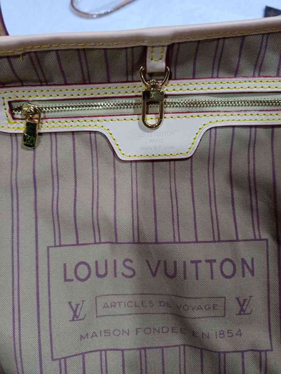 لويس فيتون


**إذا كنت صاحب هذا الإعلان وتريد حذفه لأي سبب، رجاءا أرسل رسالة إلى الدعم الفني**