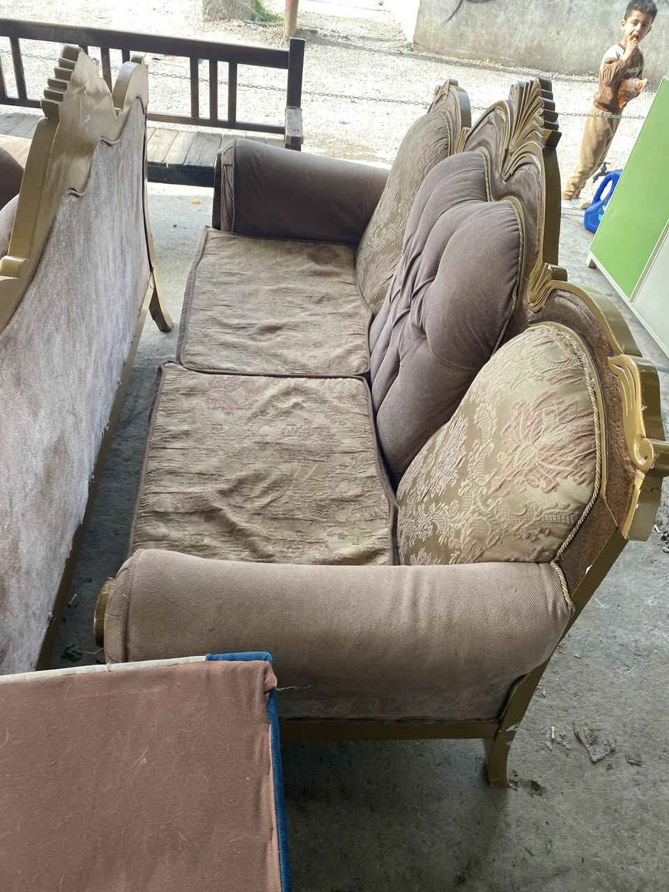 تخم نضيف سعره 80 الف مكاني ديالى بعقوبه تحرير قرب ماريه مول ***********
***********
