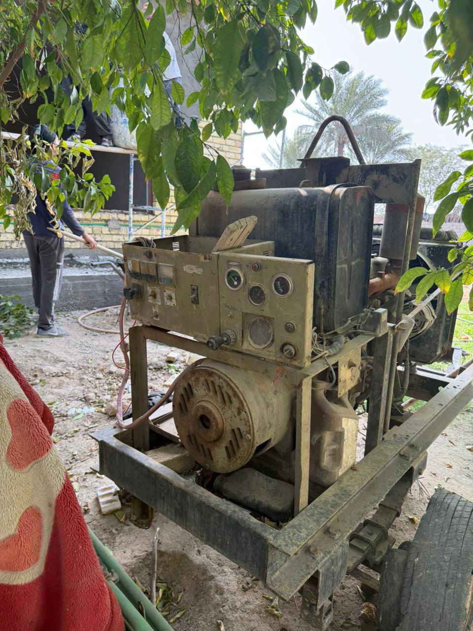 مولد 12ونص كيفي تويو ياباني راديتر شغال وجاهز بس البم مال الكاز تعبان اشويه تجفيت جديد السعر 14 ورقه 
رقم التلفون *********** مكانه ابو غريب
