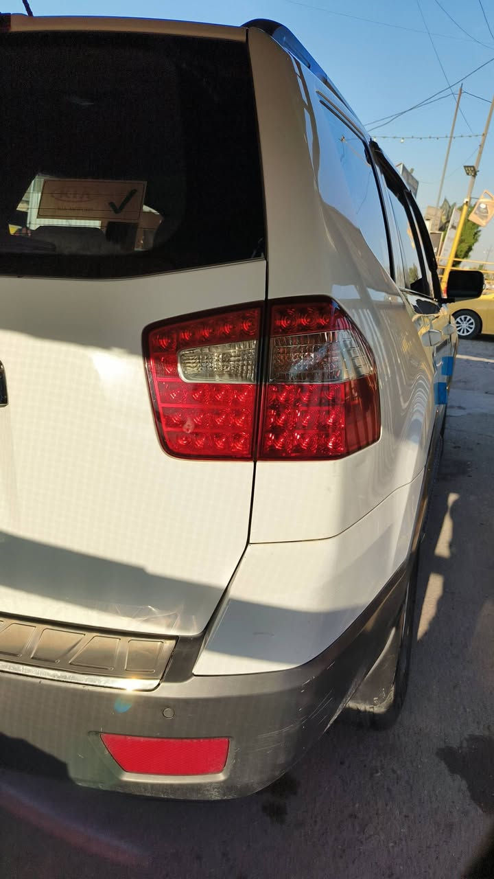 بسم الله الرحمن الرحيم
كيا موهافي 2012 خليجي 
للبيع او مراوس 
المواصفات 
1: زنون عالي ناصي 
2: شاشه كبيره وستيرن تحكم جهتين 
3: كشن سايق كهرباء 
4: فتحت سلايت 
5: مري كهرباء 
6: جنطه شفط 
كشنات جلد +تخم تاير جديد + منظومة تبريد جديد + رقم بغداد دولي 
سياره خير من الله لاتنقيص ولاصرف 
قبل شهر سويت ادامه كامله لمنظومة البانزين 
السعر :155 
مكاني : بغداد 
الرقم :***********
