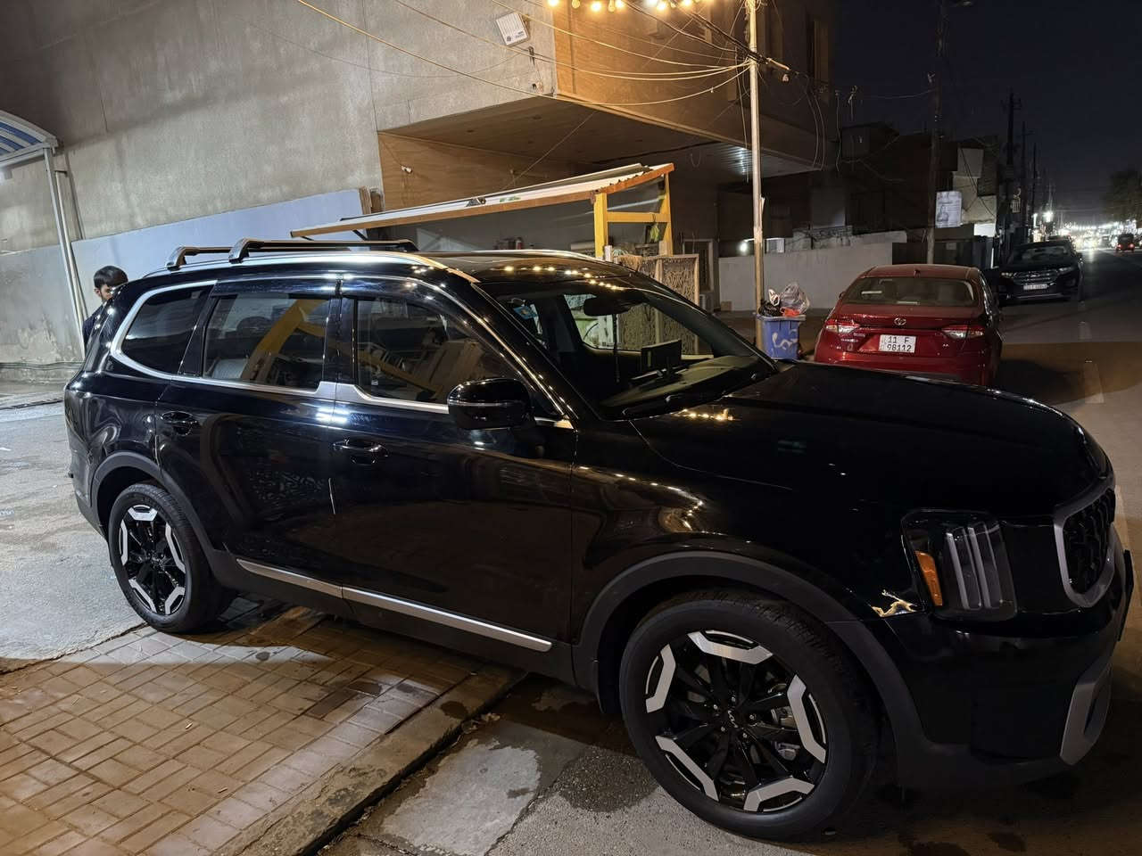 🚨🔥 وحش العوائل وصل للبيع! 🔥🚨
🖤 كيا تلورايد 2024 SX X-Line – أعلى فئة موجودة
لون أسود ملكي يخطف النظر ✨
رقم بغداد خصوصي

🚗 ممشى: 40 ألف كم فقط
💥 حادث خفيف دعامية أمامية (مبدل نفس اللون )

⚡ فول مواصفات بدون نقص:
بانوراما – جلد فاخر – تبريد وتسخين – كاميرات 360 – رادار – شاشة كبيرة – دفع رباعي AWD – أنظمة أمان كاملة

سيارة هيبة + راحة + قوة بنفس الوقت 👌
جاهزة استخدام فوري وما تحتاج فلس

💰 السعر: 35,000 دولار
السعر قابل للتفاوض البسيط  فقط

📩 اللي يعرف قيمة الـ SX X-Line ما يطوّل… السيارة ما تبقى ✋
للتواصل ***********
