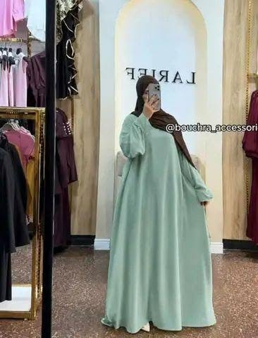 **عباية ميرال ستيل 🌙 اسبياش فاخر**

ستيل جديد ومهيب، عباية واسعة بقماش اسبياش الثقيل والناعم. ما يشفش، ينسدل انسياب فخم، ويعطيك وقار وستايل في نفس الوقت. مريحة للصلاة والمناسبات والاستعمال اليومي.

**المواصفات:** 
**الخامة**: اسبياش فاخر  
**المقاس**: ستوندار 4 مترات عرض  
**المقاسات**: تلبس حتى 56  
**المتوفر**: بعدة قطع وديطاي  
**الدفع والتوصيل**: عند الاستلام لجميع الولايات  
**التوزيع**: فوري والكمية محدودة` الجزائر, سيدي امحمد


**إذا كنت صاحب هذا الإعلان وتريد حذفه لأي سبب، رجاءا أرسل رسالة إلى الدعم الفني**